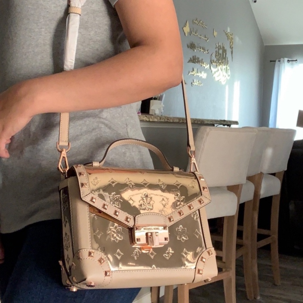 Rosegold MK Crossbody ๐ limited addition - Picture 6 of 6